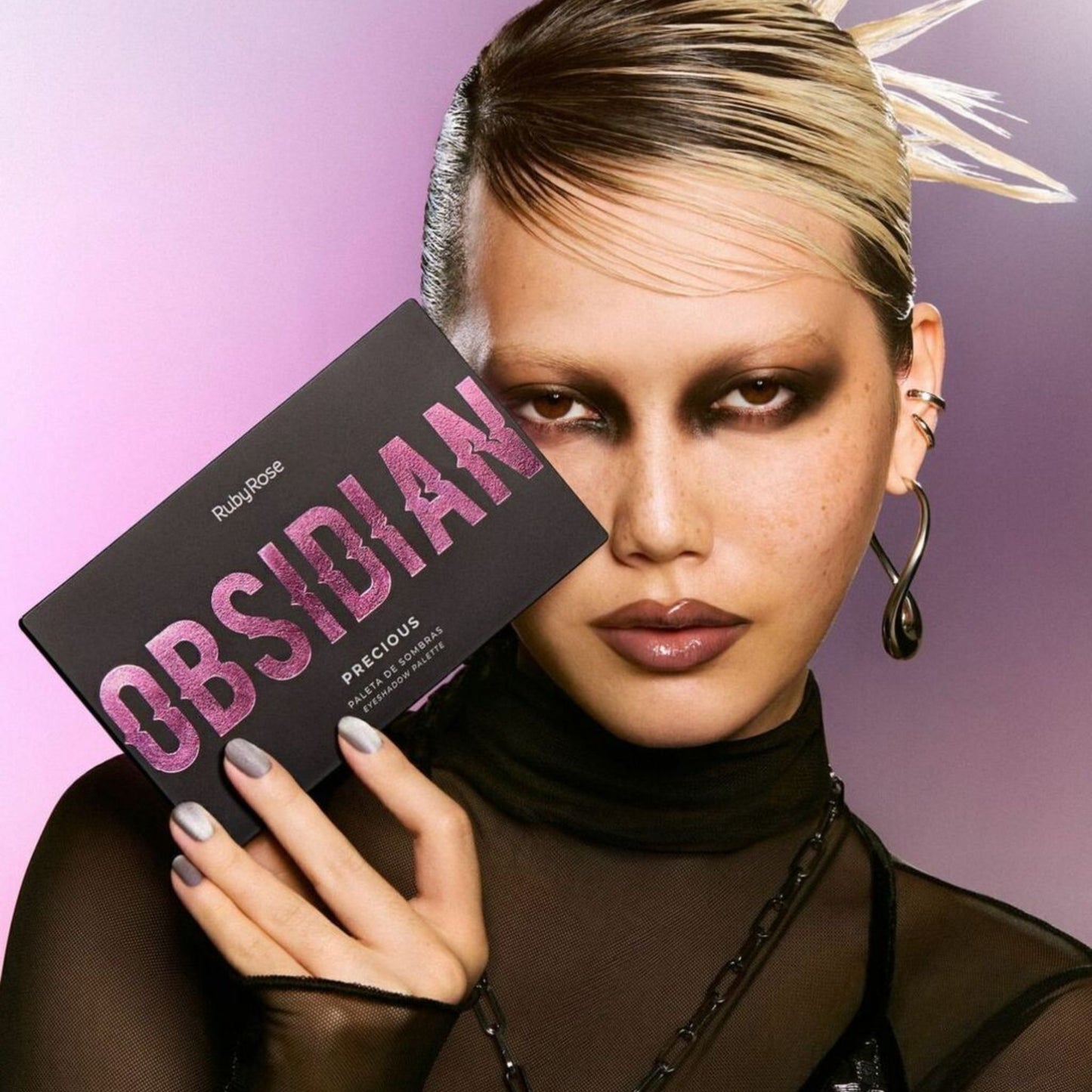 Paleta de Sombras Obsidian Ruby Rose HB2601