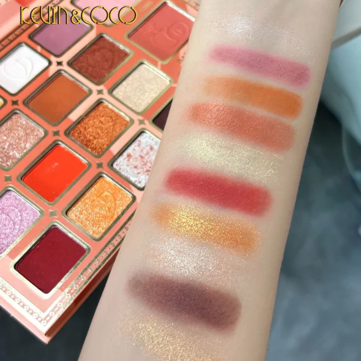 Paleta 19 Colores Kevin & Coco KC233013