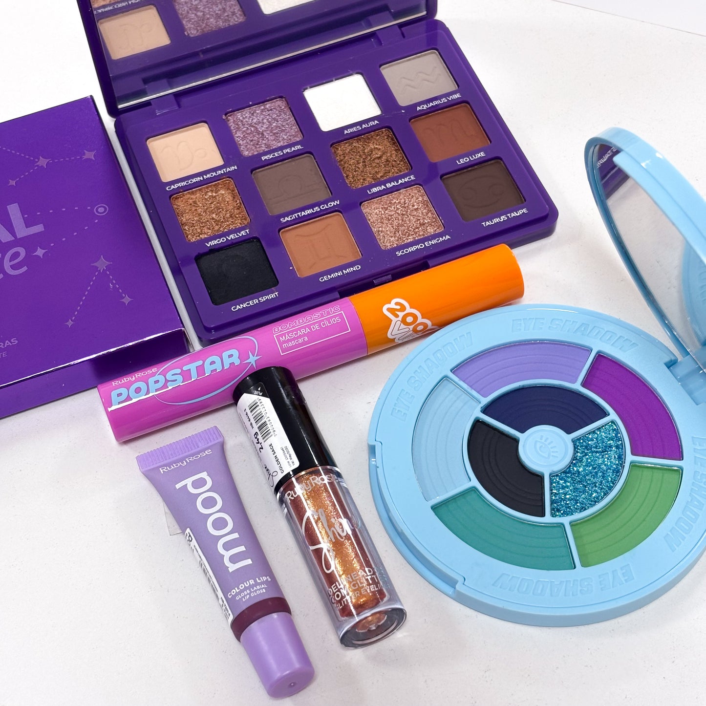 Kit Look Completo Día & Noche ⭐ 1 Paleta Astral + 1 Paleta Popstar + 1 Máscara de Pestañas + 1 Delineador Glitter & 1 Labial Gloss