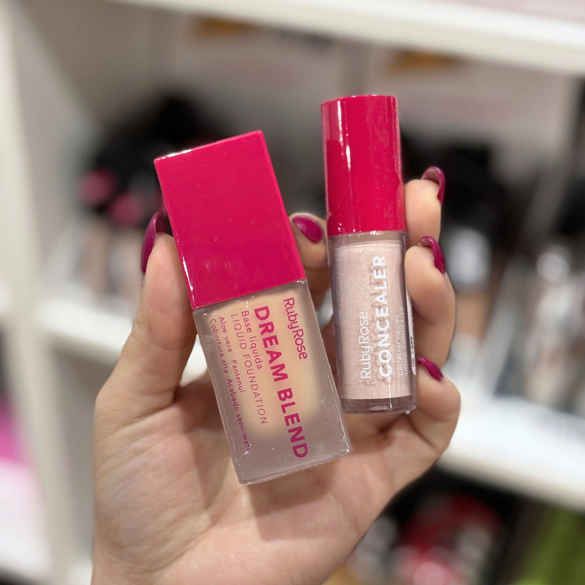 Combo Octubre #02 - Base Líquida F01 + Corrector Líquido Vainilla1